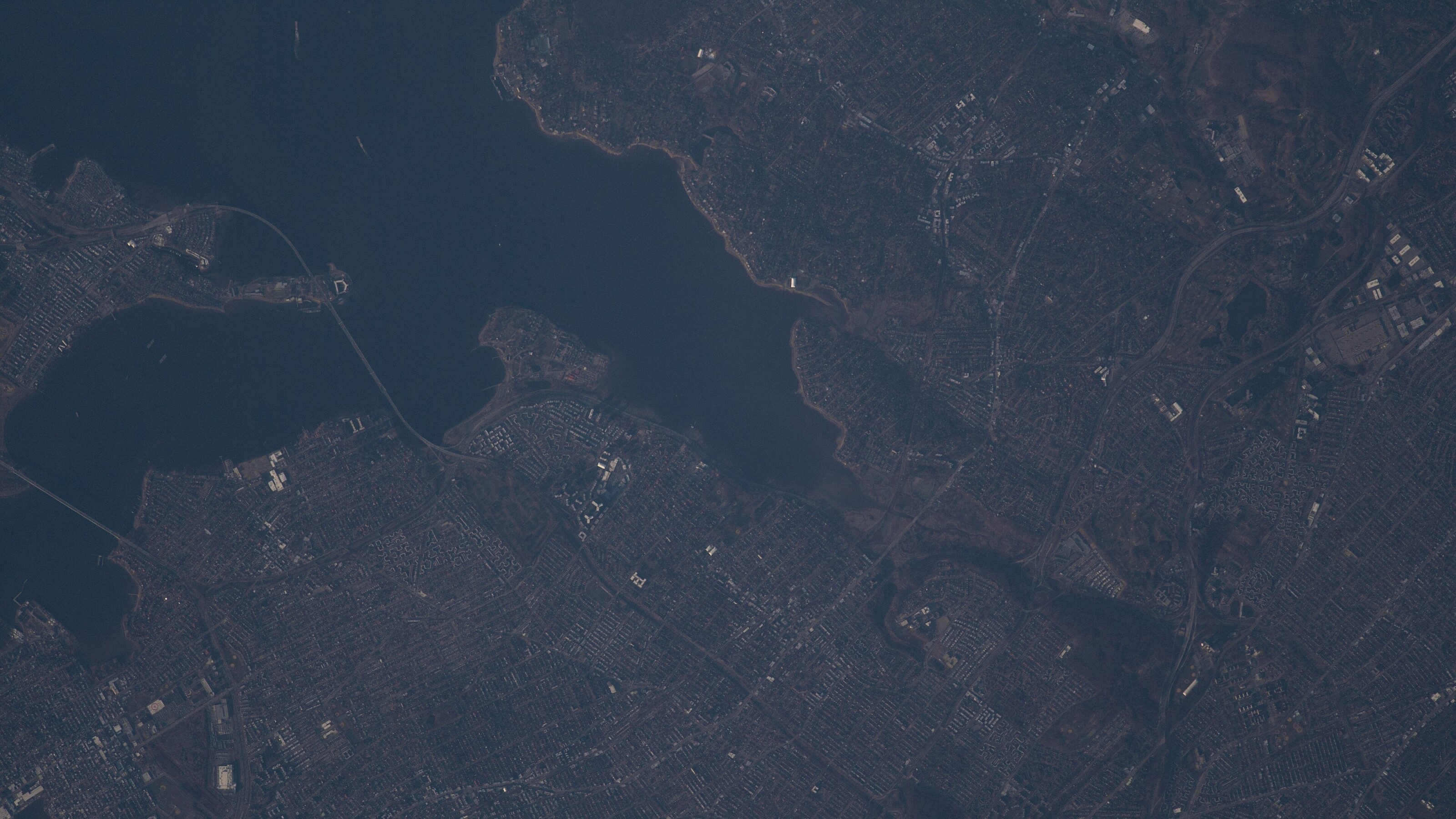 Edison, New Jersey skyline and business district