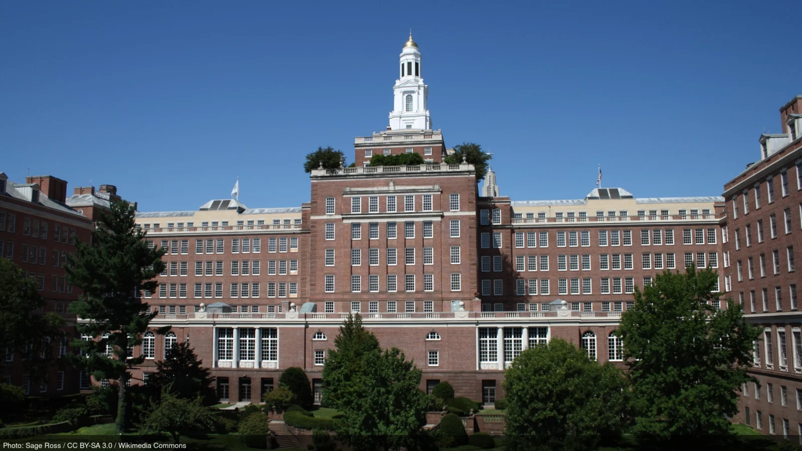 Hartford, Connecticut skyline and business district