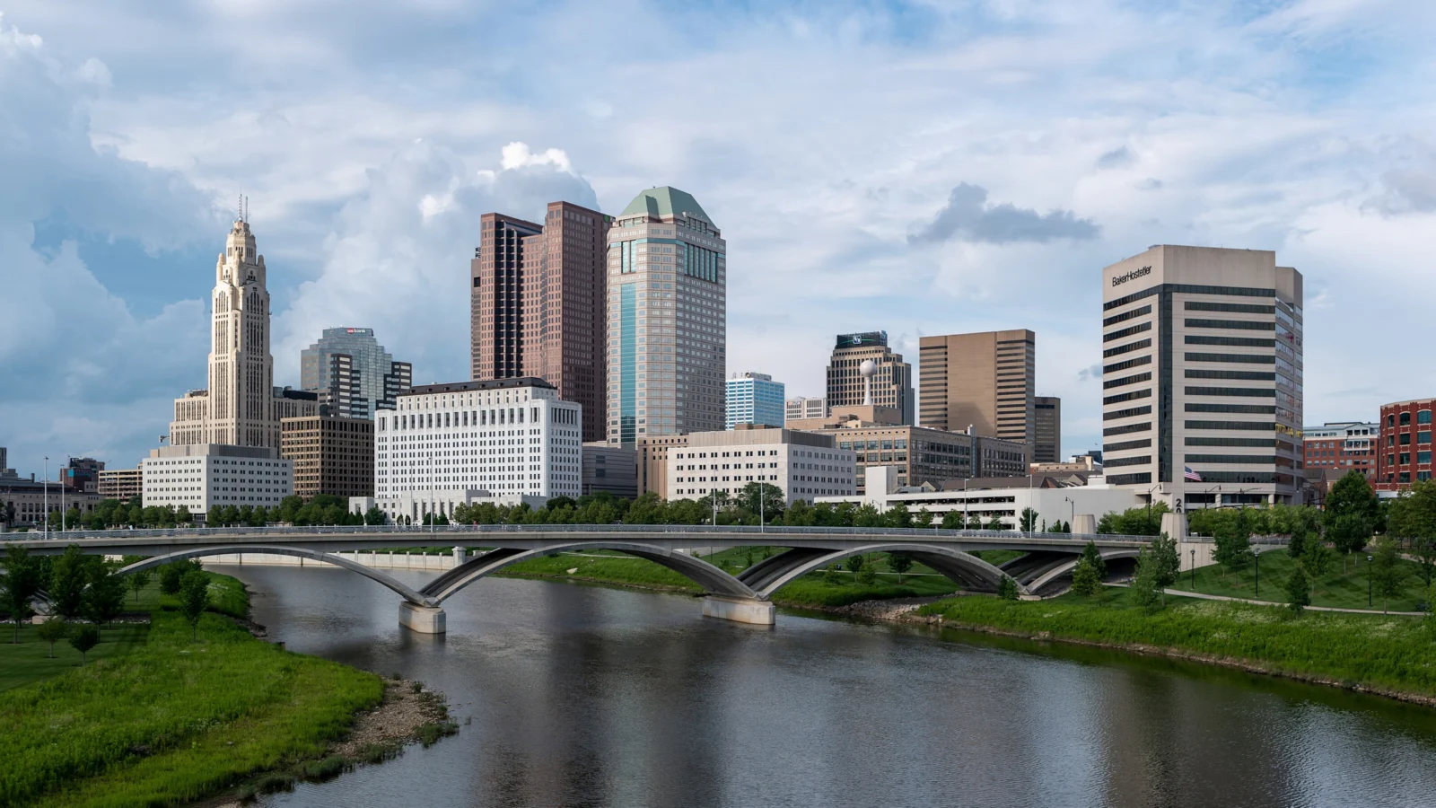 Columbus, Ohio skyline and business district