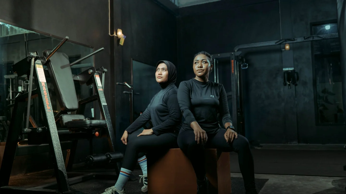 Fitness and Gyms Marketing Agency Hero Fitness and Gyms Marketing Agency: fitness coach gym member consultation
