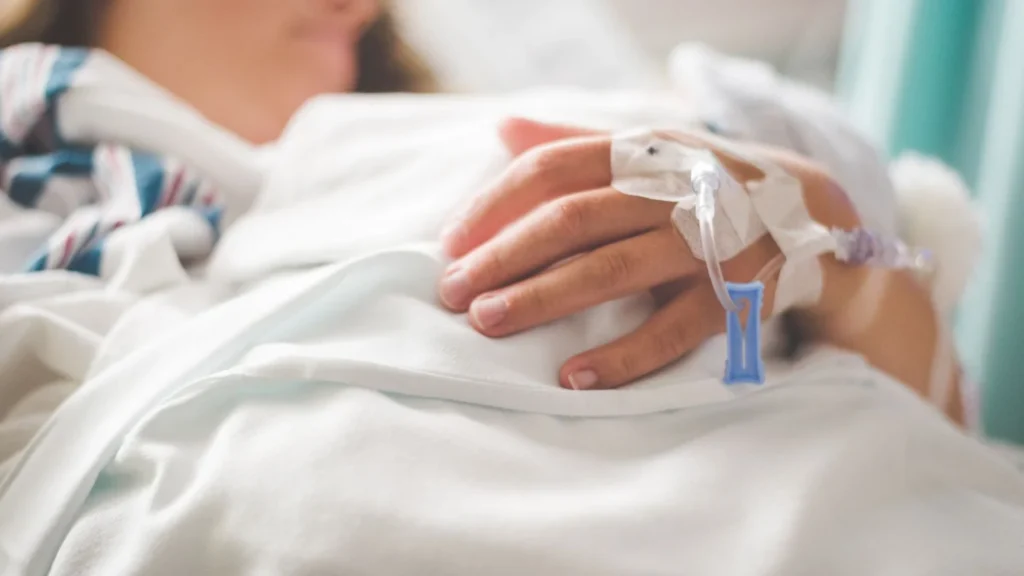 Hospitals and Health Systems Digital Marketing Agency: hospital physician patient consultation