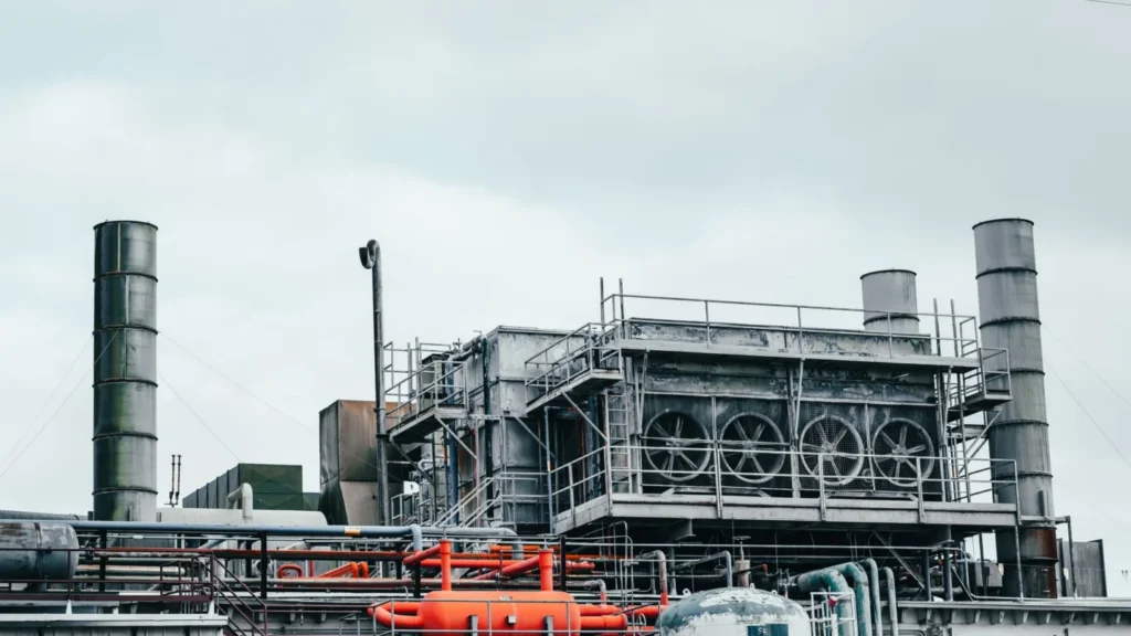 Manufacturing AEO Agency: manufacturing engineer production line