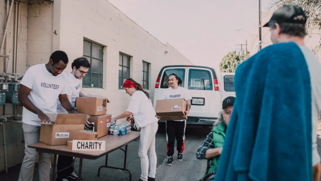Nonprofit Marketing Company: nonprofit program serving community