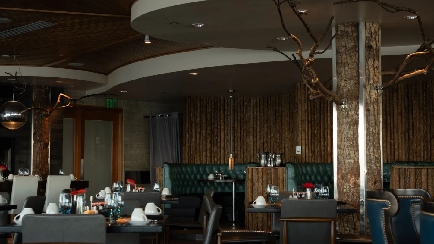 Restaurant Marketing Agency: restaurant dining experience
